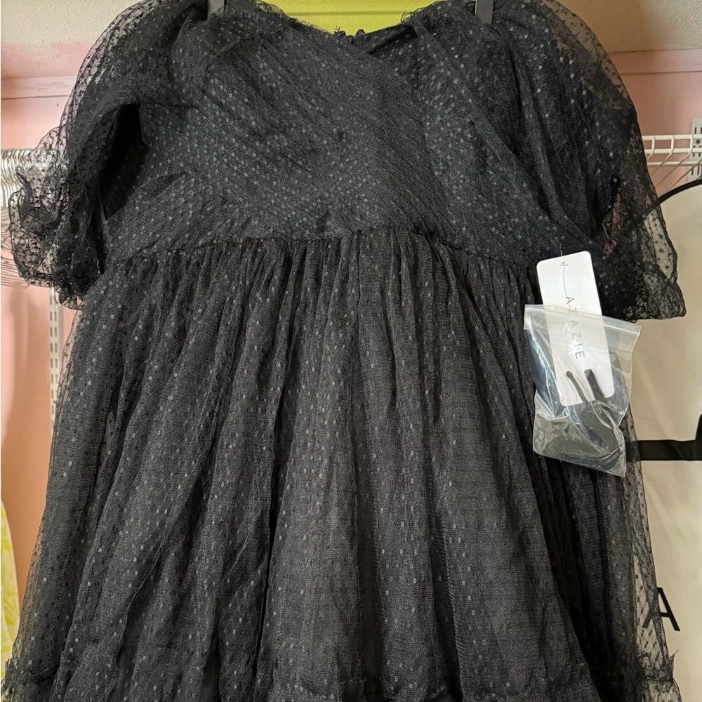 BARBIE COLLAB Black Off-the-Shoulder evening gown wedding dress size 26